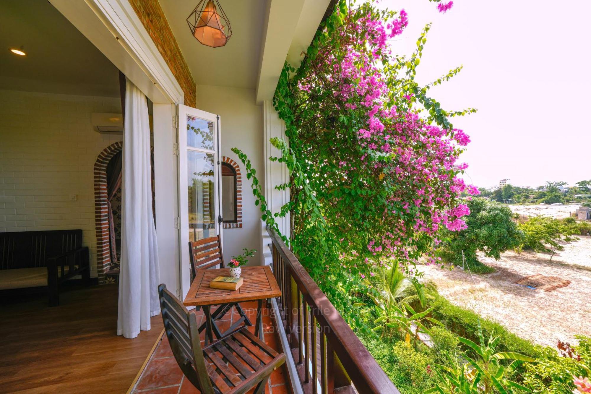 Blooms Boutique Village Хойан Экстерьер фото