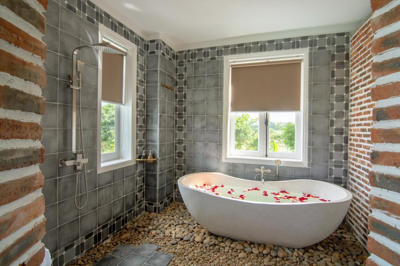 Blooms Boutique Village Хойан Экстерьер фото