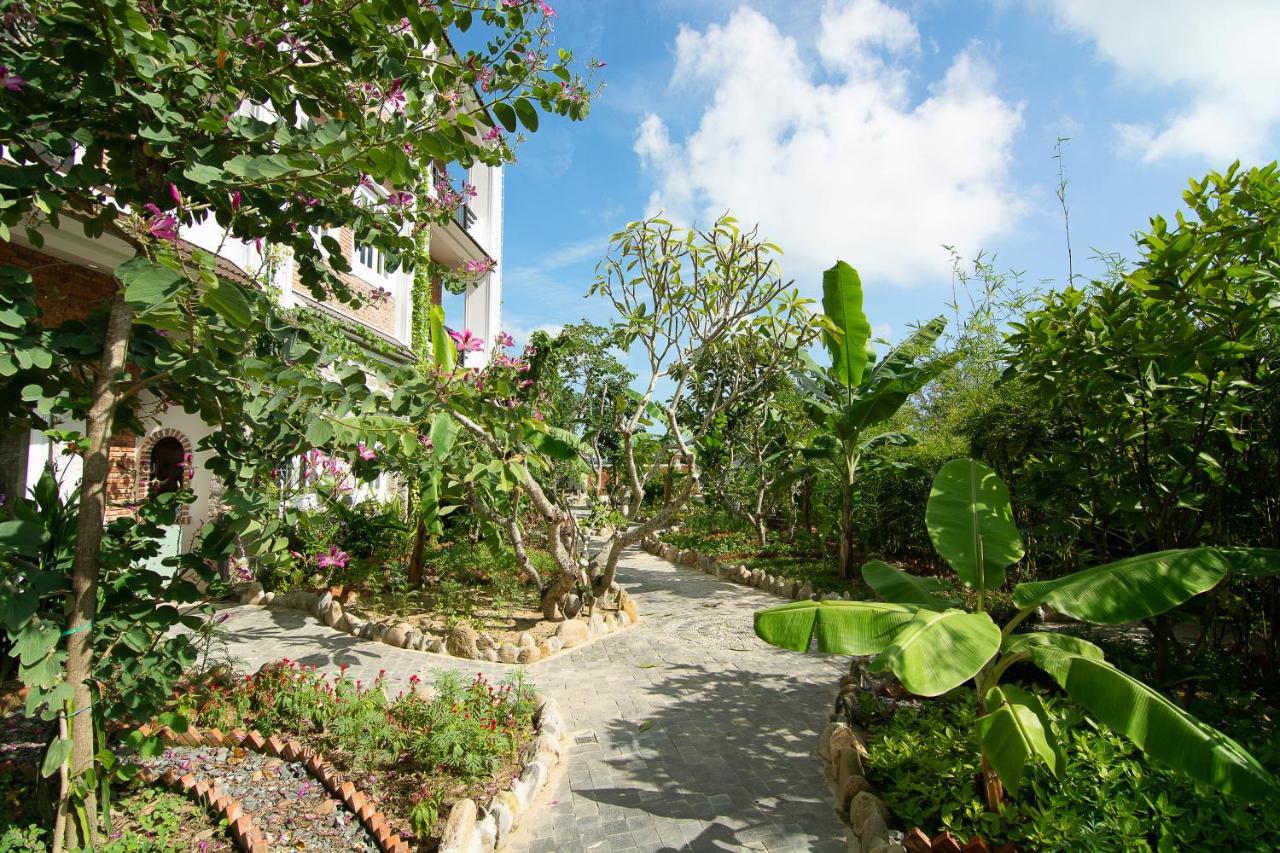 Blooms Boutique Village Хойан Экстерьер фото